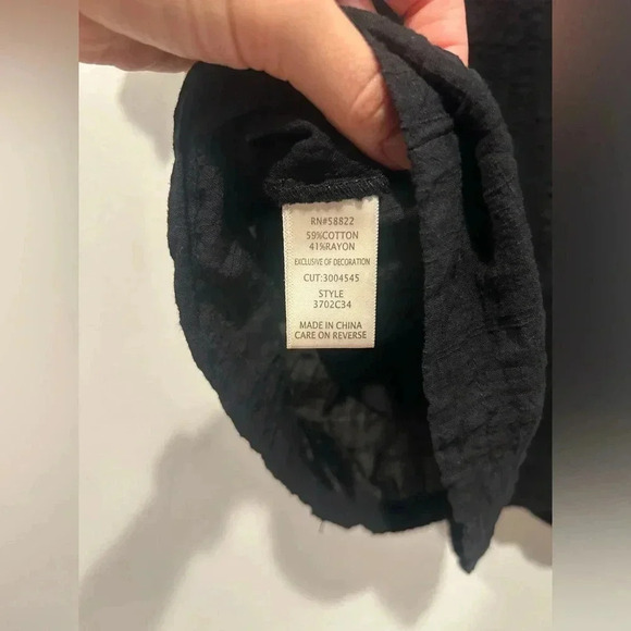 MAX STUDIO Black Flutter Sleeve Embroidered Neck Blouse / Size XS / - Picture 9 of 10